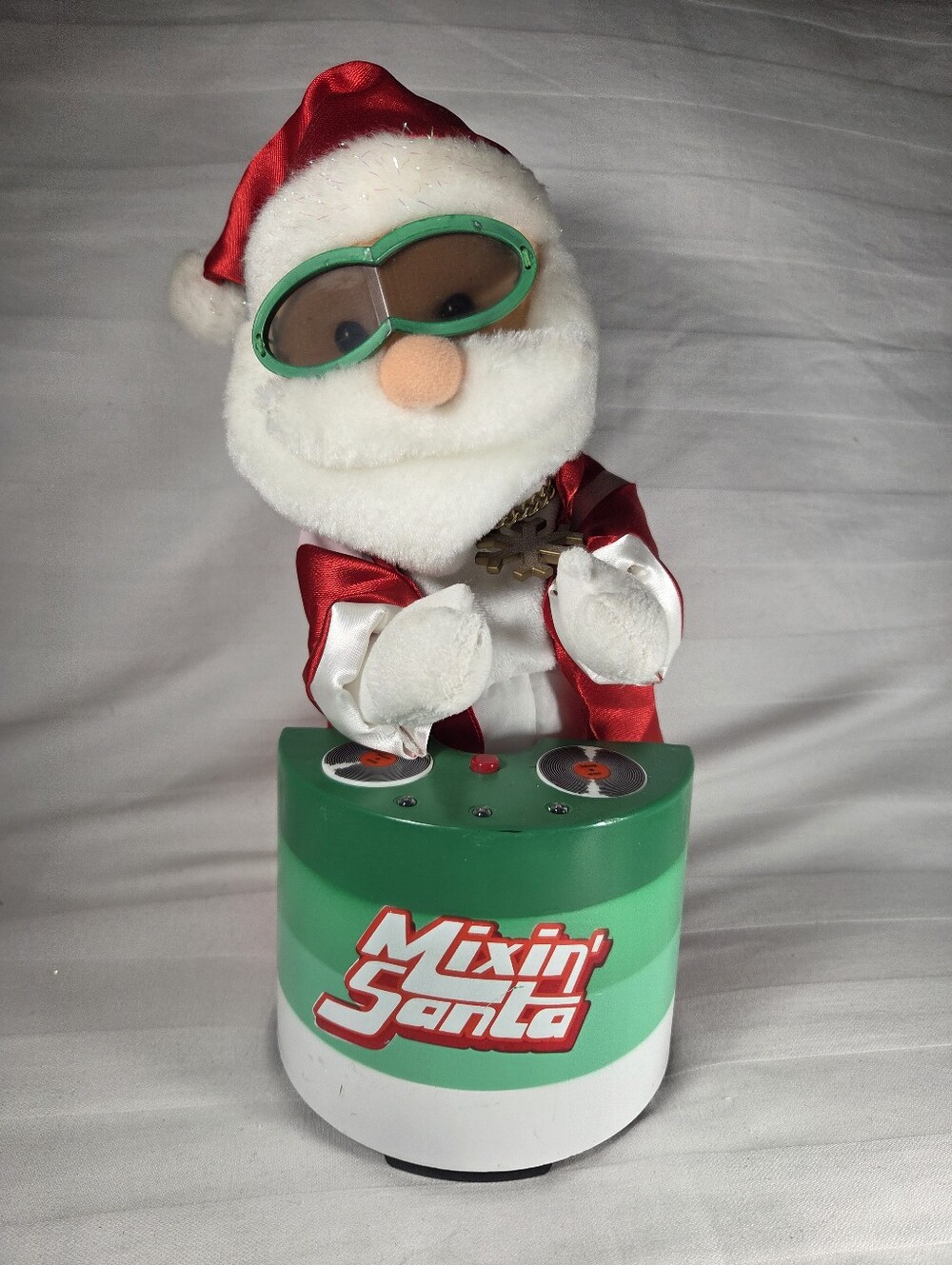 Gemmy Mixin’ Santa Dancing Animated DJ Figure Christmas 12” Play Your Own Music